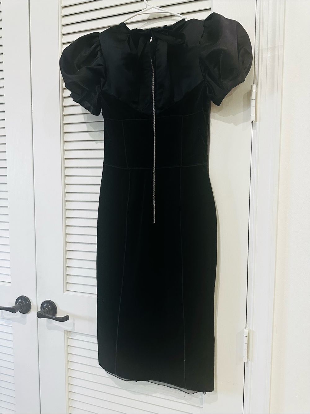 VINTAGE D&G DOLCE & GABBANA Black Velvet & Silk Puff Sleeve Dress - Picture 3 of 7